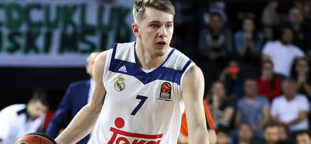 NBA超級新星Luka Doncic東契奇,球隊的不動核心 2 Luka Doncic在皇家馬德里時期